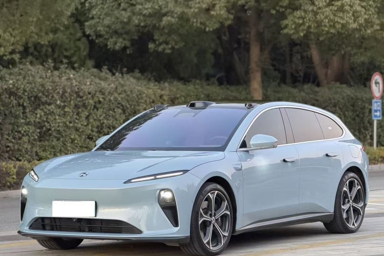 蔚来ET5T 2024款 75kWh Touring车身外观1