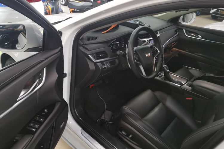 凯迪拉克XTS 2018款 28T 技术型中控内饰20