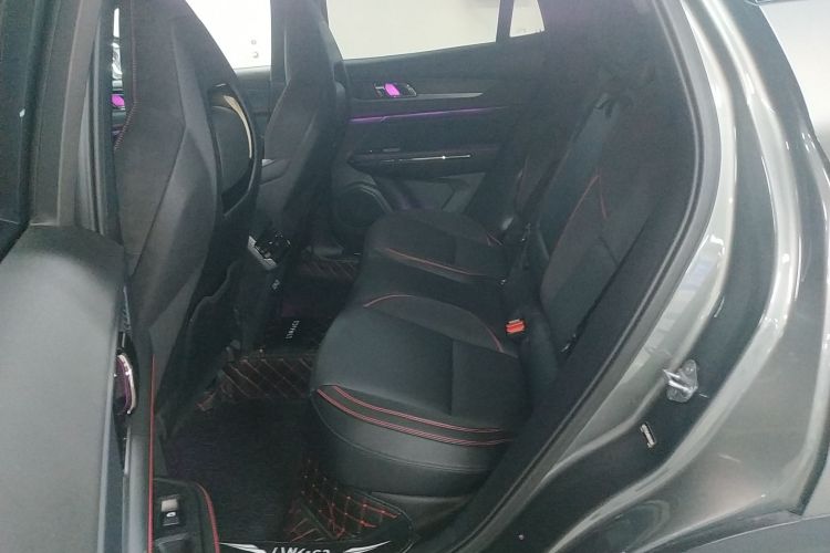 领克05 2020款 2.0TD 四驱劲Plus中控内饰21