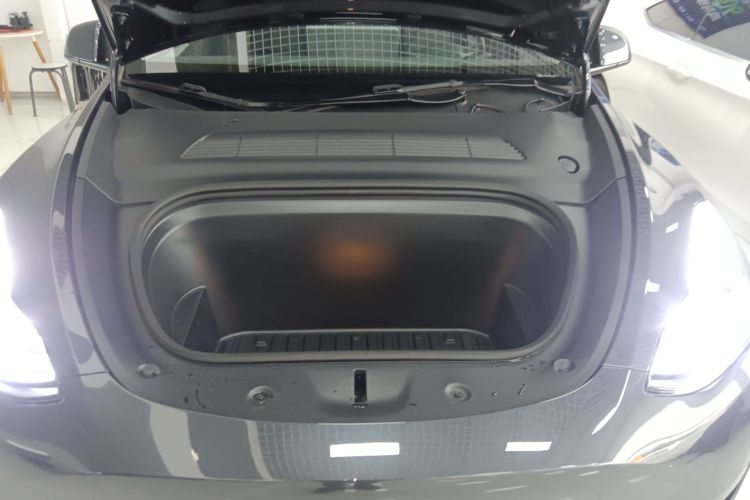 特斯拉 Model Y 2024款 后轮驱动版局部细节24