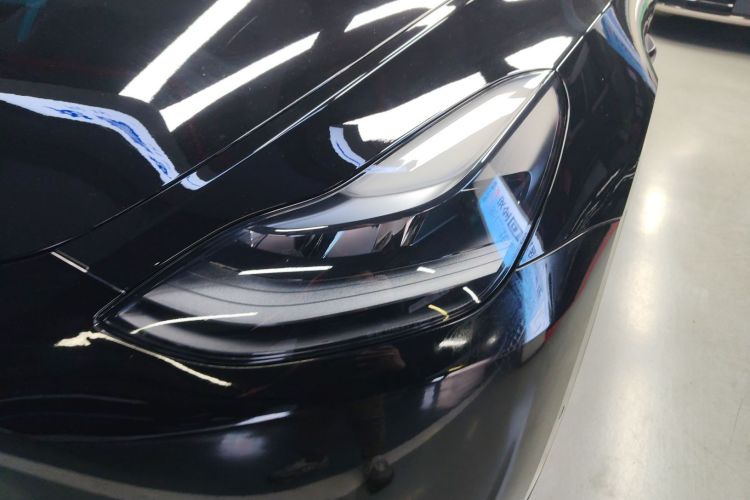 特斯拉 Model Y 2022款 长续航全轮驱动版局部细节36