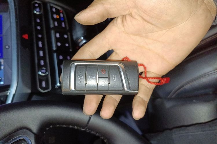 广汽传祺 传祺GS7 2017款 320T 两驱豪华智联型中控内饰7001