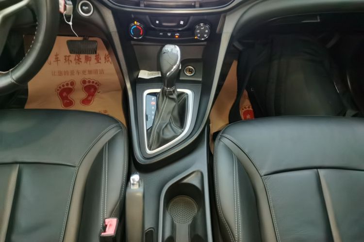 别克 英朗 2018款 18T 自动精英型中控内饰18