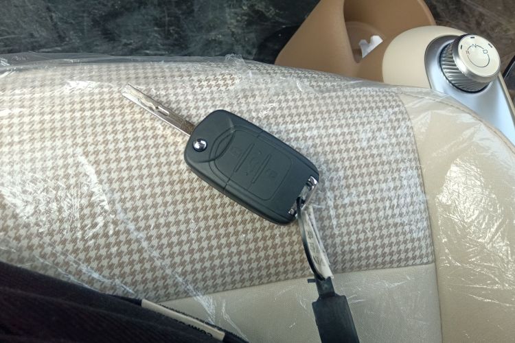 五菱汽车 宏光MINIEV 2025款 四门版 进阶款中控内饰11