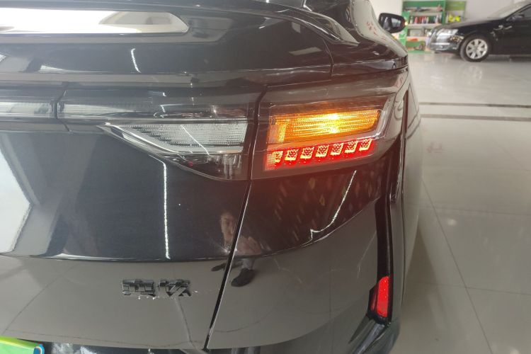 东风风神 奕炫 2024款 1.5L 自动劲速版车身外观9