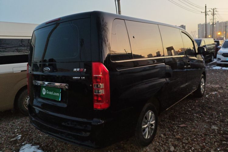 江淮瑞风 瑞风M3 2023款 PLUS 1.8L 9座智联版车身外观7