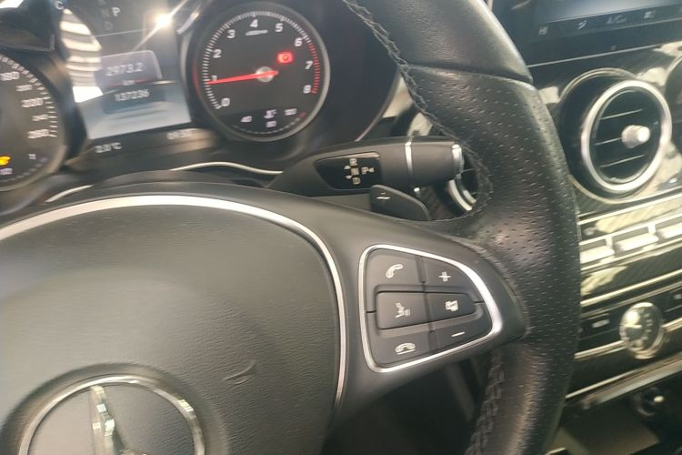 奔驰C级 2017款 改款 C 200 L 运动版局部细节18