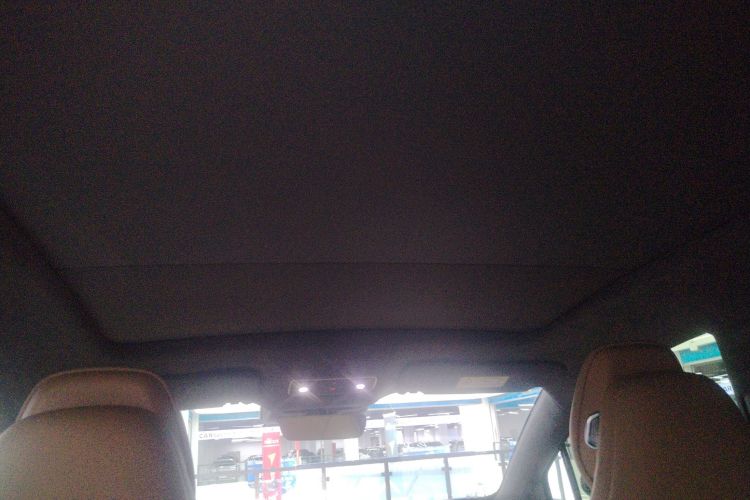 鸿蒙智行 智界R7 2024款 纯电 667km Pro中控内饰22