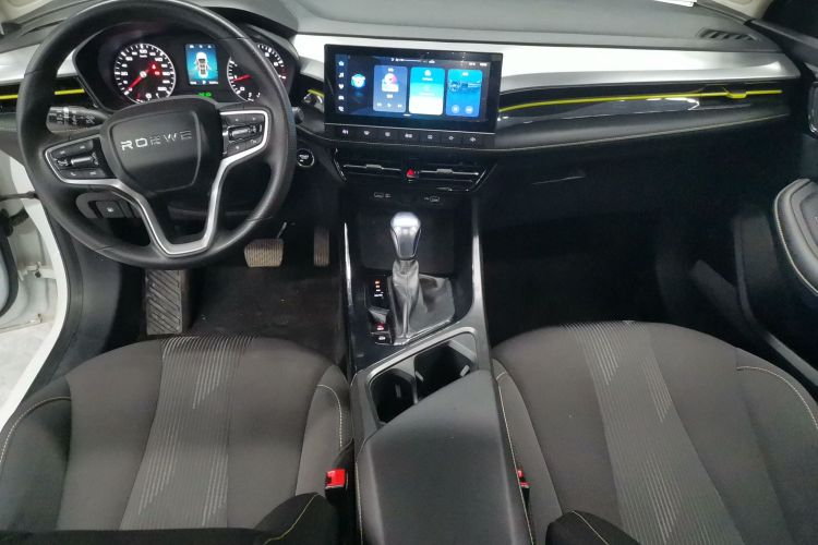 荣威i5 2021款 1.5L CVT铂金版中控内饰12