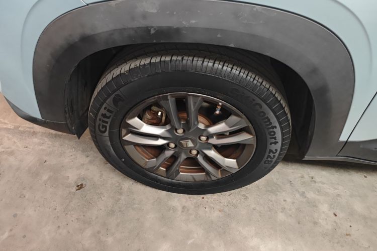 宝骏RS-3 2020款 1.5L CVT  24小时在线豪华型车身外观6007