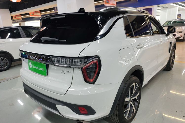 领克01 2017款 2.0T 四驱劲Pro版车身外观7