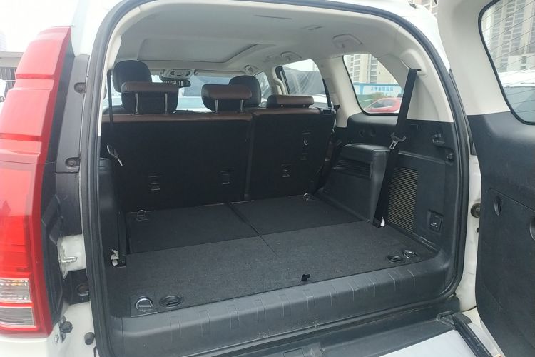 哈弗H9 2017款 2.0T 汽油四驱尊贵型 7座机舱底盘23