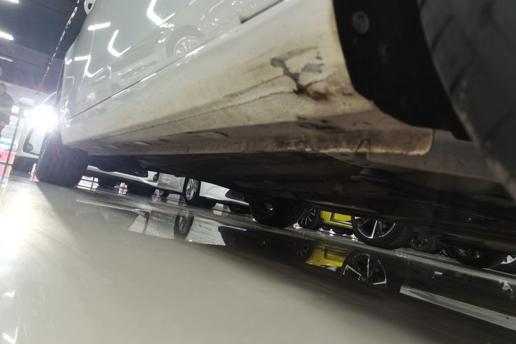 福特 福睿斯 2021款 1.5L 自动钻石版局部细节9001