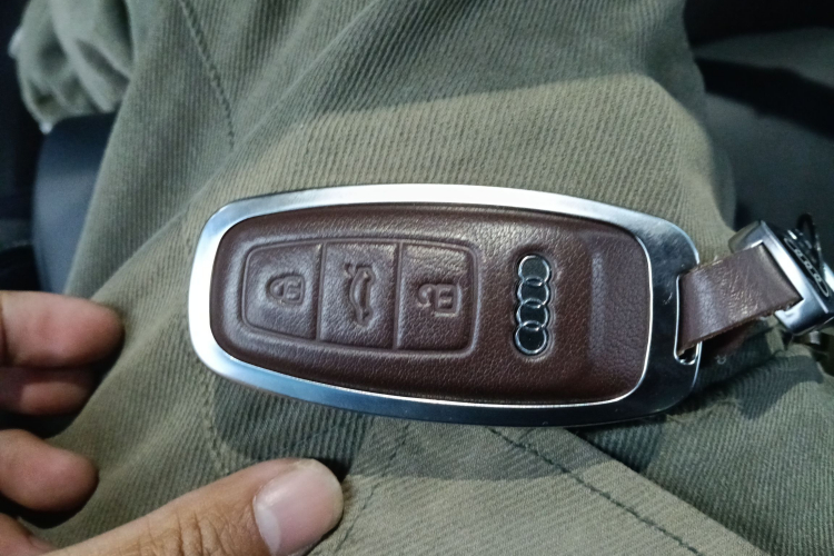 奥迪A3 2019款 Sportback 35 TFSI 进取型 国VI中控内饰7001