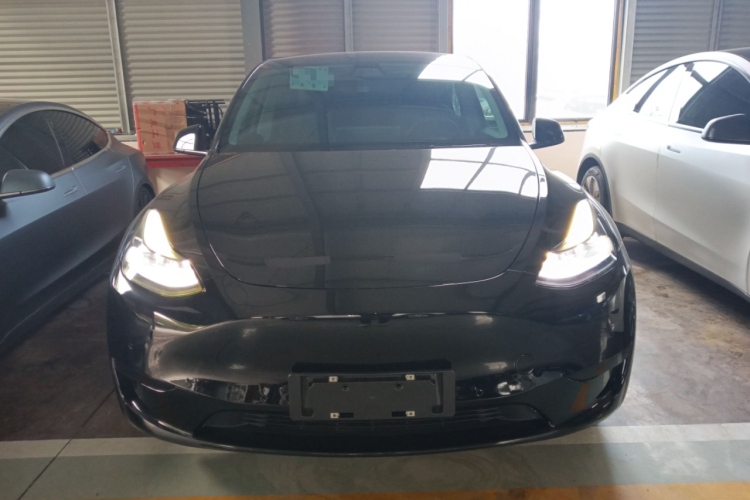 特斯拉 Model Y 2022款 后轮驱动版车身外观6001