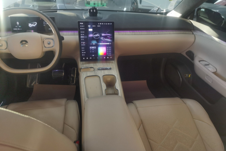 蔚来ET7 2023款 100kWh局部细节16