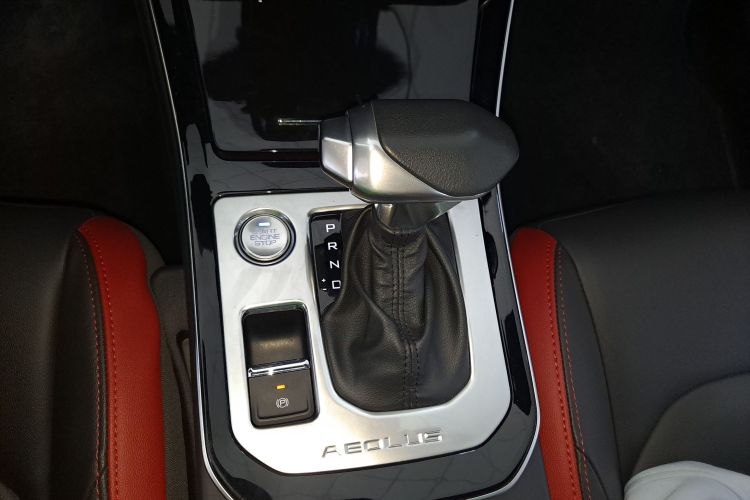 东风风神 奕炫 2020款 230T 自动炫酷曜夜骑士版中控内饰18