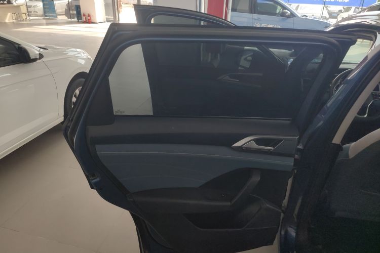 大众 途岳 2023款 330TSI 四驱月尊版中控内饰7008