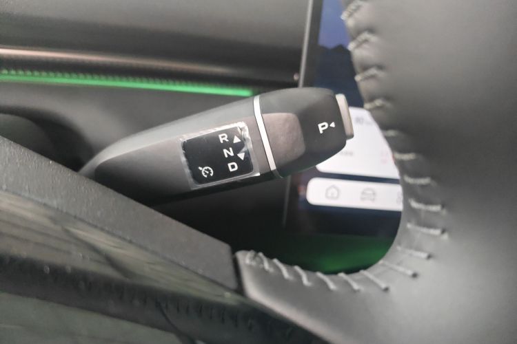 深蓝汽车 深蓝L07 2024款 230Max乾崑智驾ADS SE增程版中控内饰18