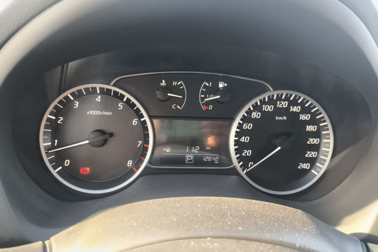 日产 轩逸 2024款 经典 1.6XE CVT舒适版中控内饰14