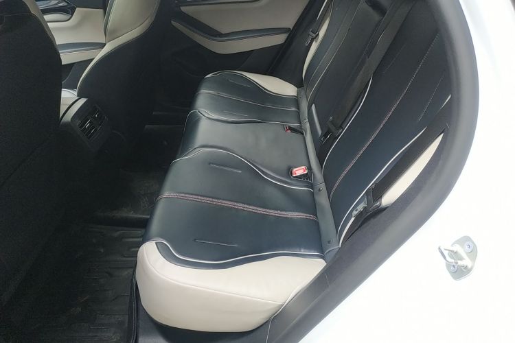 比亚迪 秦PLUS 2021款 EV 500KM 豪华型中控内饰21