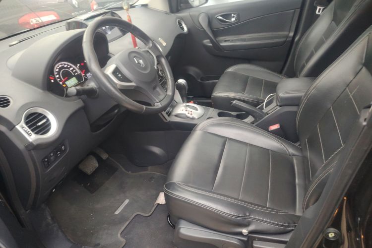 雷诺 科雷傲(进口) 2014款 改款 2.0L 两驱时尚版局部细节19