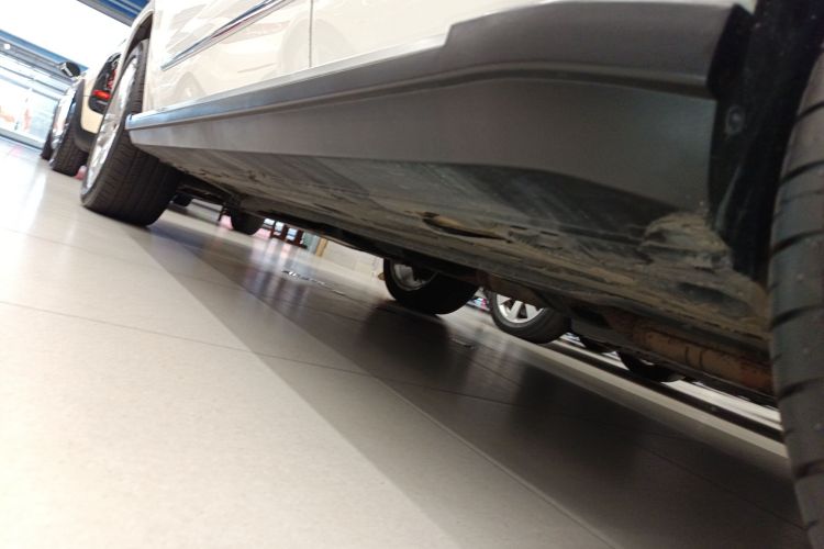 奔驰GLK级 2015款 GLK 260 4MATIC 动感型 极致版局部细节9002