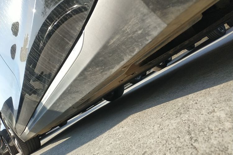 红旗E-QM5 2023款 改款 基础出行版局部细节9002