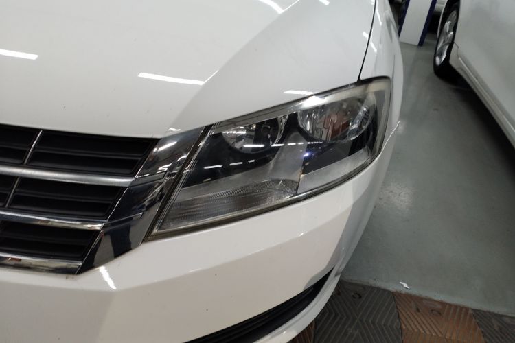 大众 朗逸 2013款 改款经典 1.6L 自动风尚版局部细节36