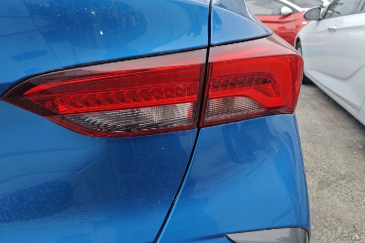 别克 威朗 2022款 Pro GS 追风版车身外观9