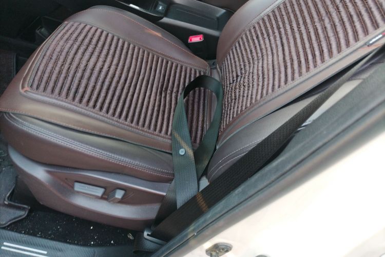 广汽传祺 传祺M6 2019款 270T 自动尊贵版（七座）国V局部细节19