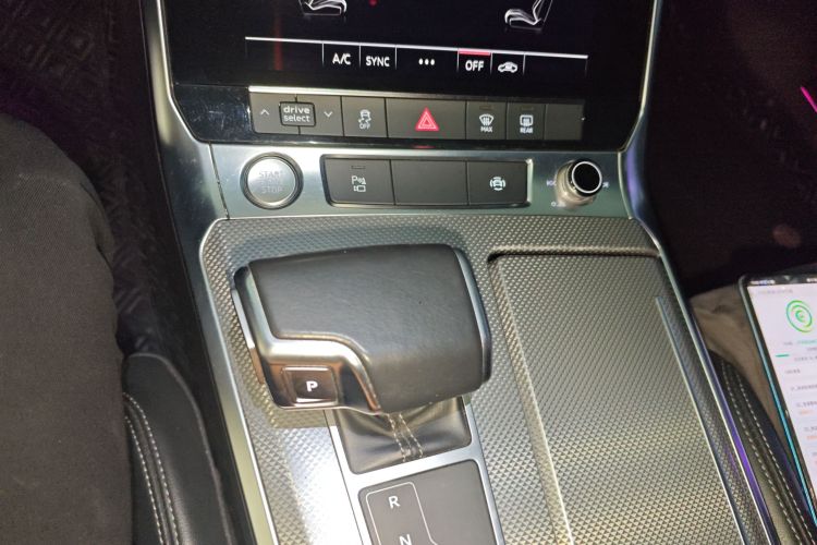 奥迪A6L 2019款 45 TFSI 臻选动感型局部细节18