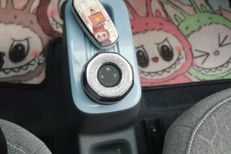 吉利银河 2024款 熊猫mini 200km 耐力熊局部细节18