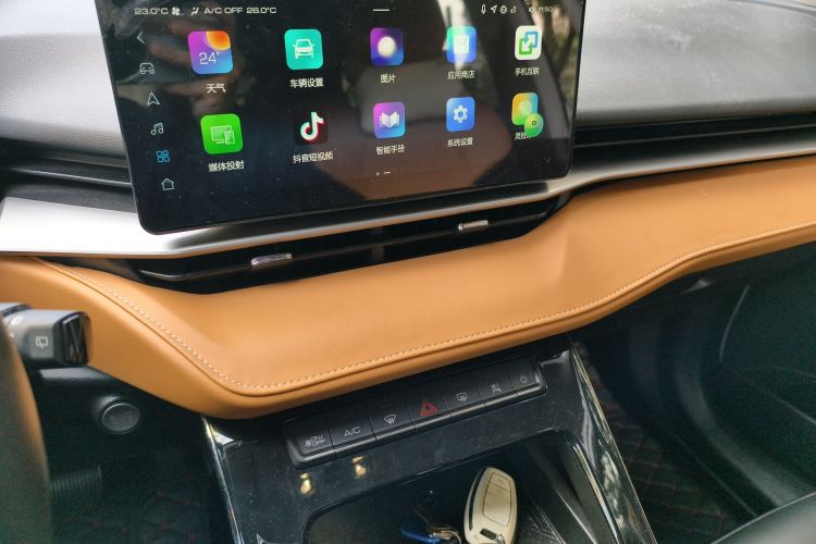 哈弗H6 2021款 第三代 1.5T 自动两驱Max中控内饰16