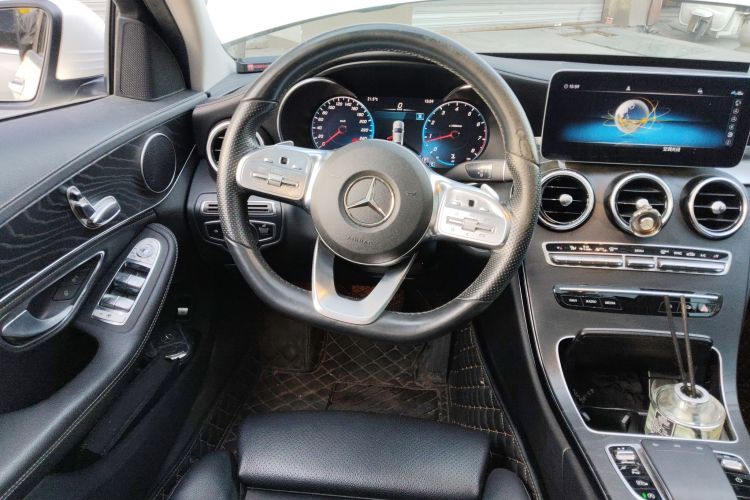 奔驰C级 2020款 C 200 L 时尚型运动版局部细节13