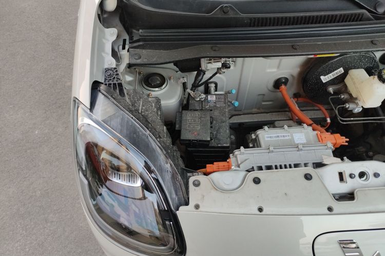 五菱汽车 宏光MINIEV 2025款 四门版 进阶款局部细节9006