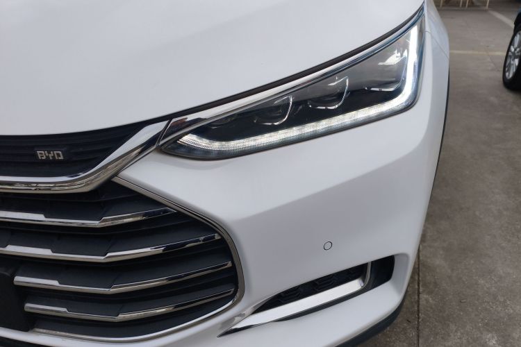 比亚迪 唐 2018款 2.0T 自动智联尊贵型 5座 国V局部细节36