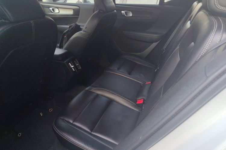 沃尔沃XC40 2020款 T3 智远豪华版中控内饰7004