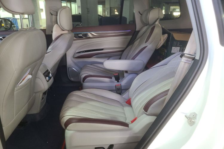 福特 领裕 2021款 EcoBoost 225 尊领型 6座中控内饰21