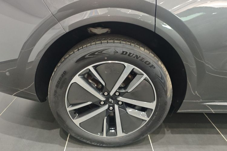 理想汽车 理想L6 2024款 Pro车身外观6008