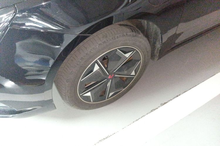 飞凡汽车 飞凡ER6 2021款 新动版 620km 智享版车身外观6007