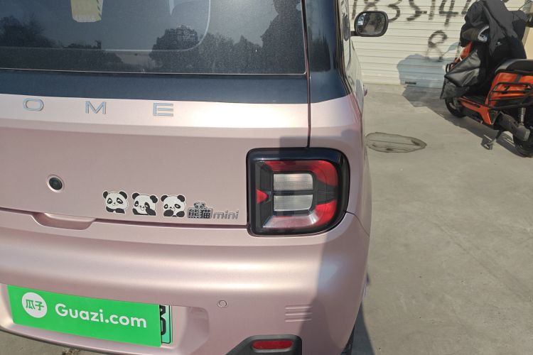 吉利银河 2023款 熊猫mini 200km 耐力熊车身外观6006