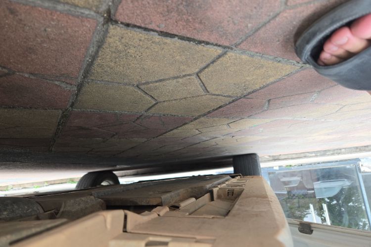 丰田 雷凌 2021款 双擎 1.8H E-CVT进取版机舱底盘30