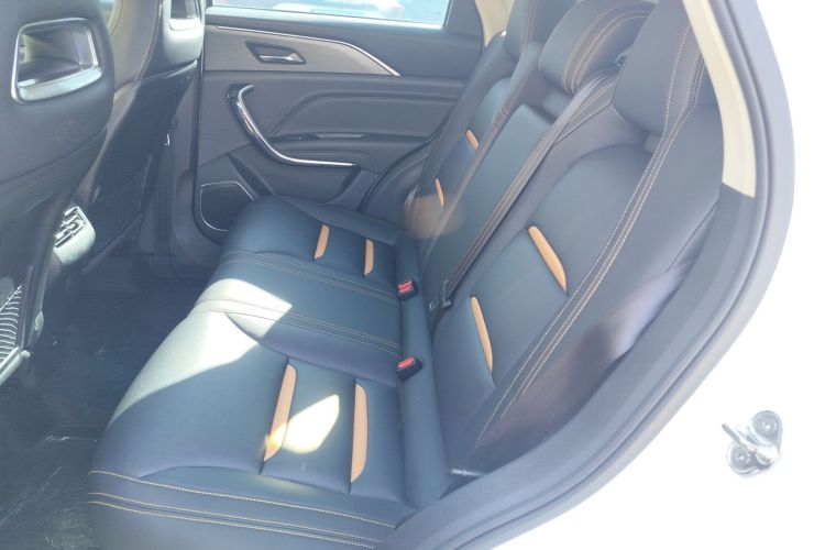 奔腾T77 2020款 PRO 280 TID 自动豪华型中控内饰7004