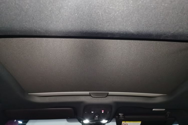 奥迪A3 2024款 A3L Limousine 35 TFSI RS套件燃速型中控内饰22