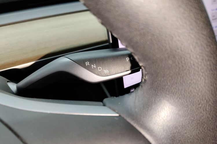 特斯拉 Model 3 2019款 标准续航后驱升级版中控内饰18