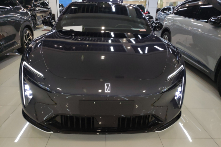 阿维塔06 2025款 Ultra纯电版车身外观6001