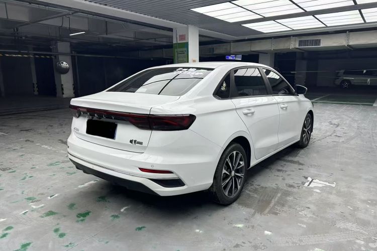 吉利汽车 帝豪 2025款 第4代 1.5L CVT尊贵型车身外观6005