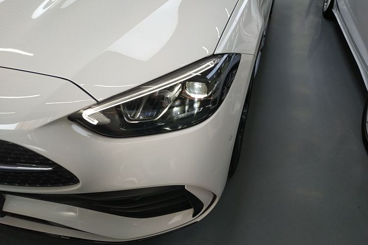 奔驰C级 2022款 C 260 L 皓夜运动版局部细节36