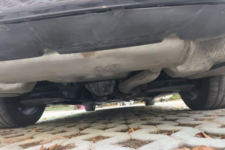 宝马3系 2022款 325Li M运动曜夜套装局部细节9009